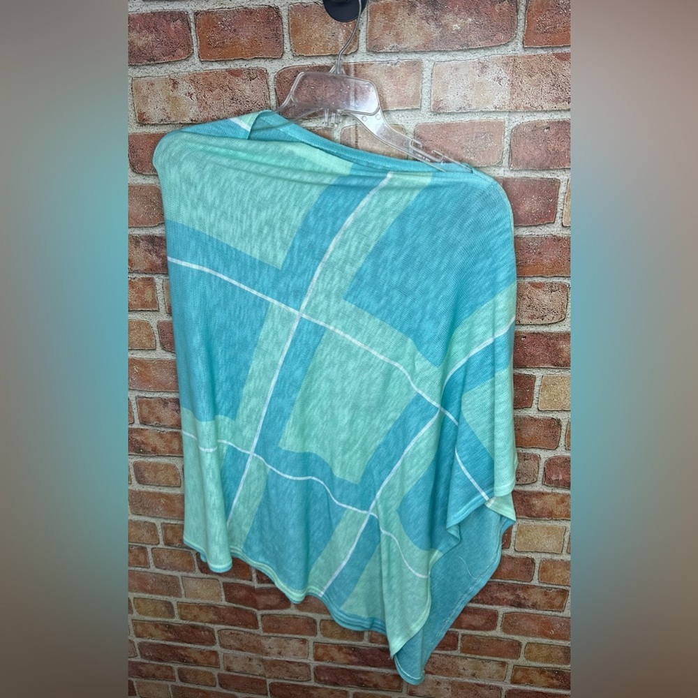 Whimsy Rose slub poncho size L